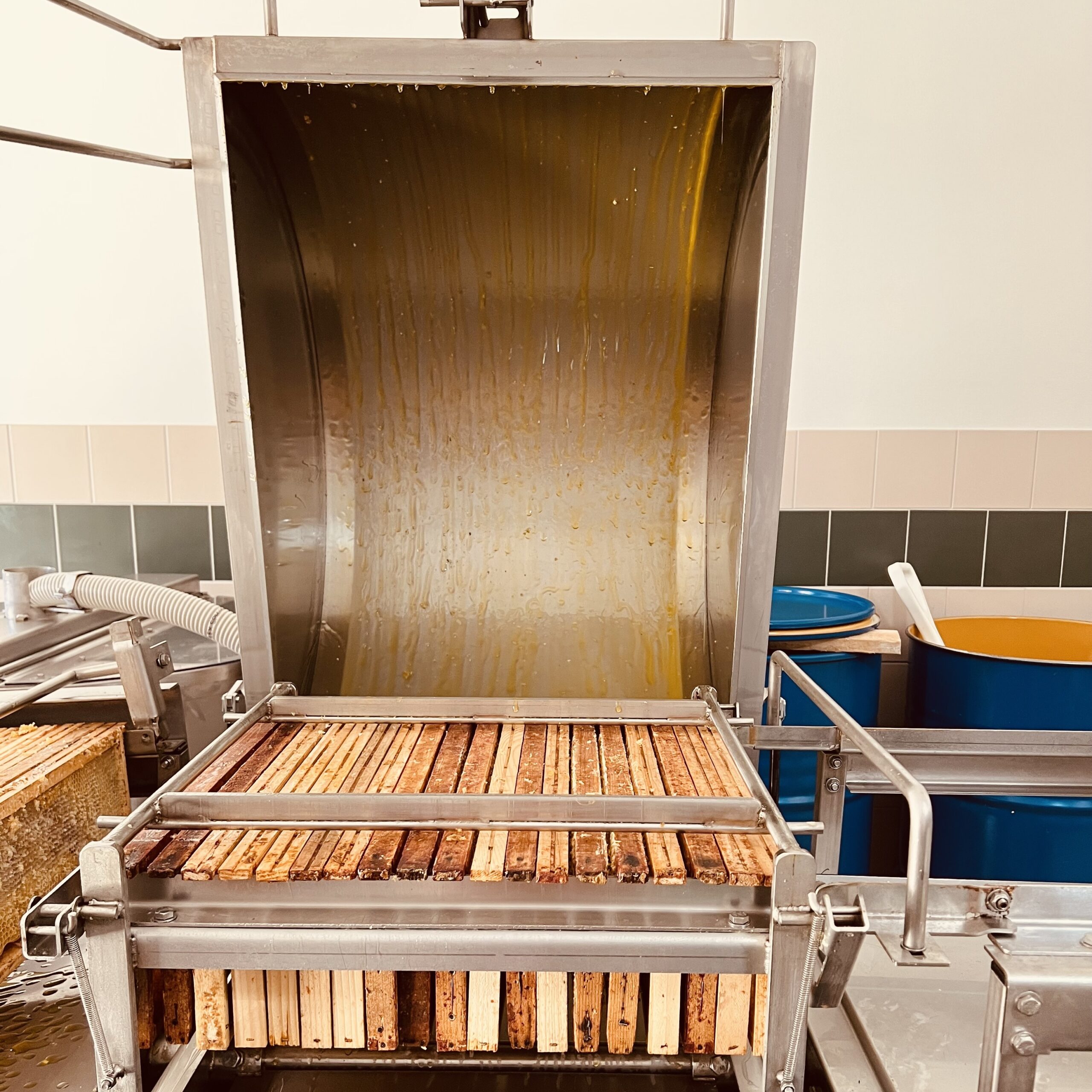 Extraction du miel à froid